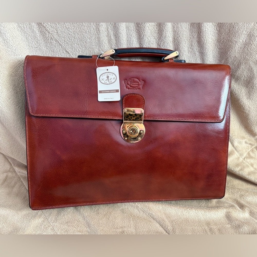 Luxurious Tan Leather Briefcase